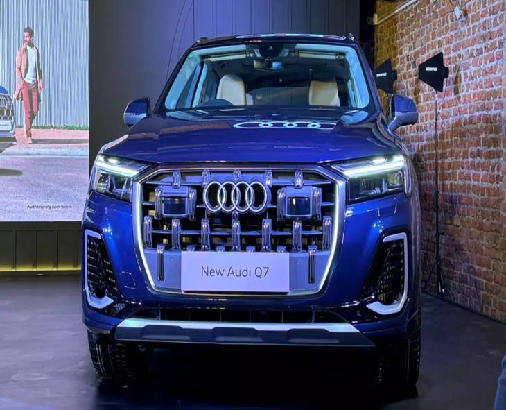 Audi India Unveils Flagship SUV Q7 With Starting ₹88.66 Lakh