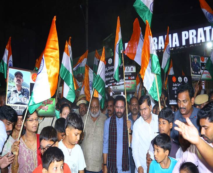 Kishan Reddy Calls For Unity At Tank Bund Tiranga Rally