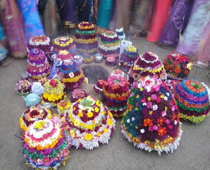 Telangana Plans Bigger Bathukamma Festival With More Funds