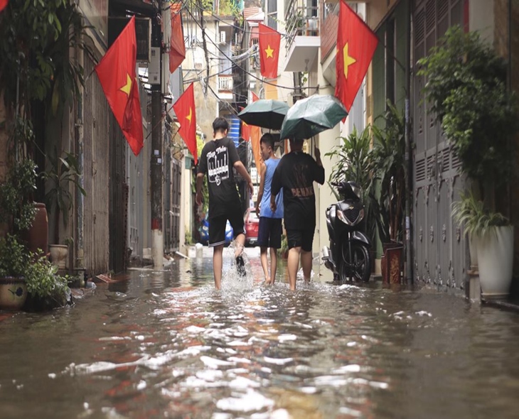 Tropical Storm Leaves Eight Dead In Vietnam And Thailand