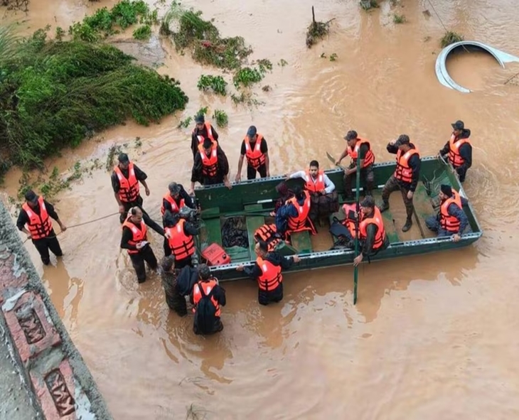 Airtel Gives Free Calls, Data, And Plan Extensions In Flood-Hit States
