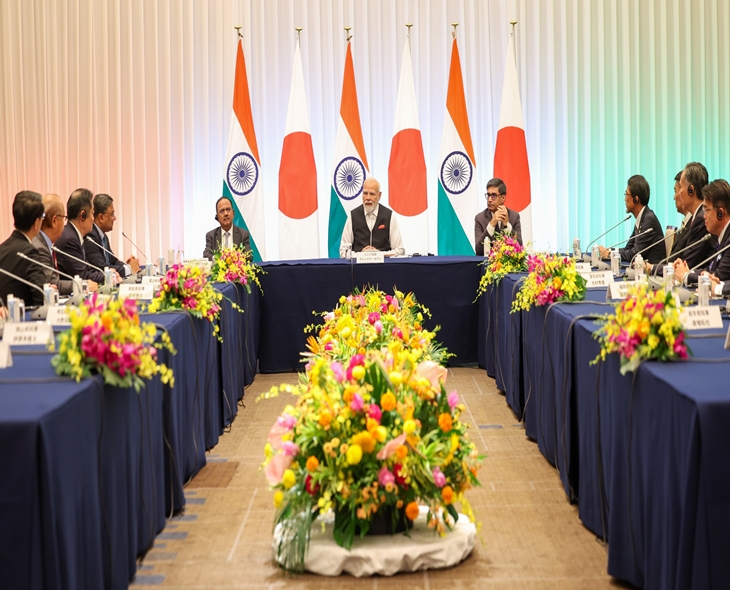 PM Modi Meets 16 Japanese Governors, Urges Closer Ties
