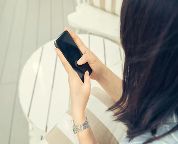 Japanese Town Faces Backlash Over 2-Hour Smartphone Use Proposal
