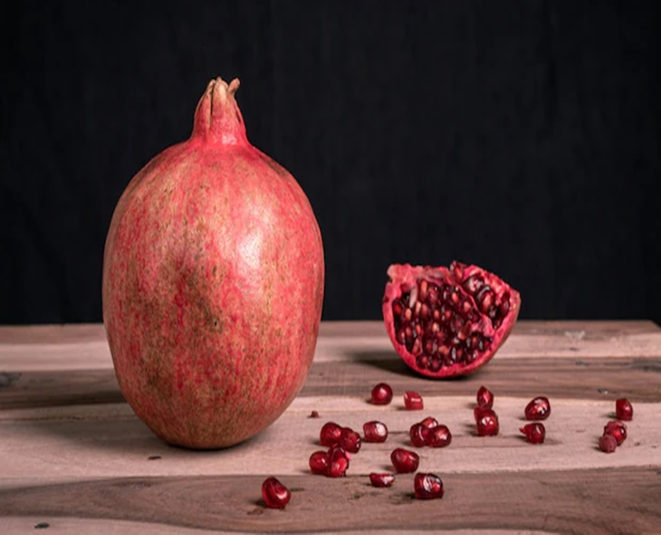 Quick And Easy Ways To Peel A Pomegranate