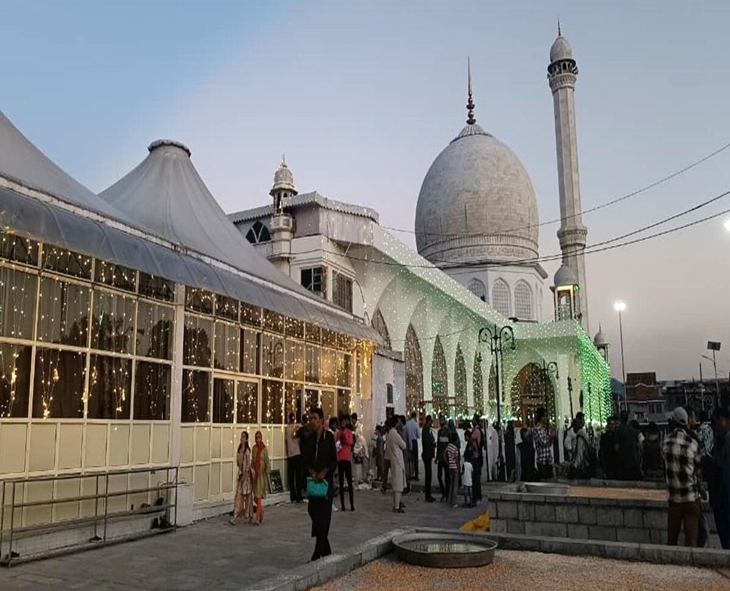 Hazratbal Shrine Tensions: Faith, Politics, And History Collide