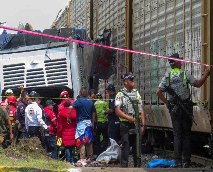 10 Dead & 40 Injured As Train Hits Bus In Mexico