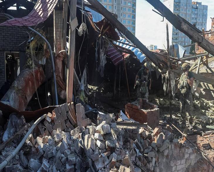 Russia Cuts Power While Attacking Ukraine