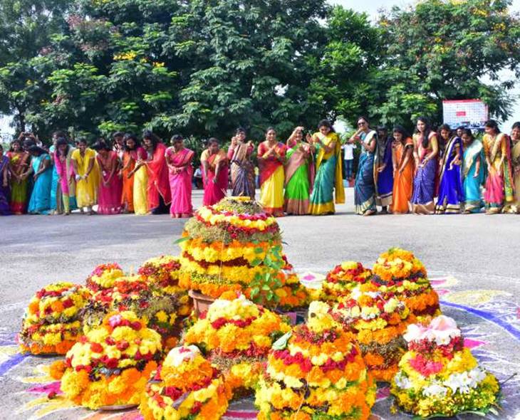 BRS Women’s Wing To Celebrate Bathukamma At TG Bhavan