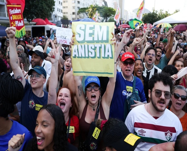 Nationwide Protests Over Possible Bolsonaro Pardon