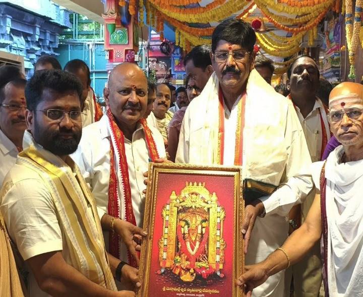 AP Minister Anam Visits Kanakadurga Temple Amid Navratri