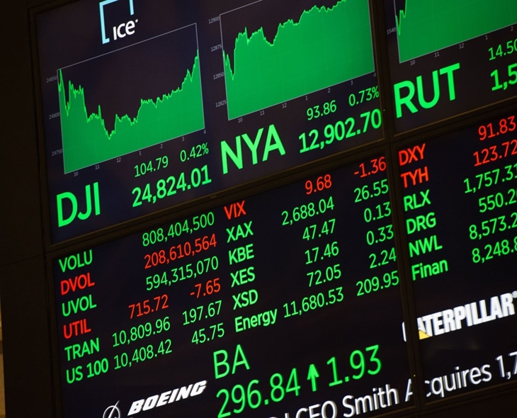 Tech Giants Push US Stock Indices Higher