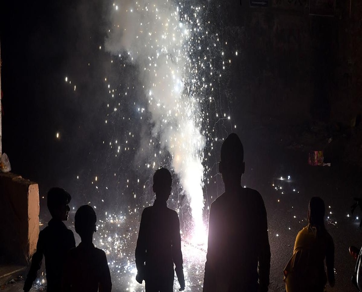 Supreme Court Cautions Against Complete Firecracker Ban