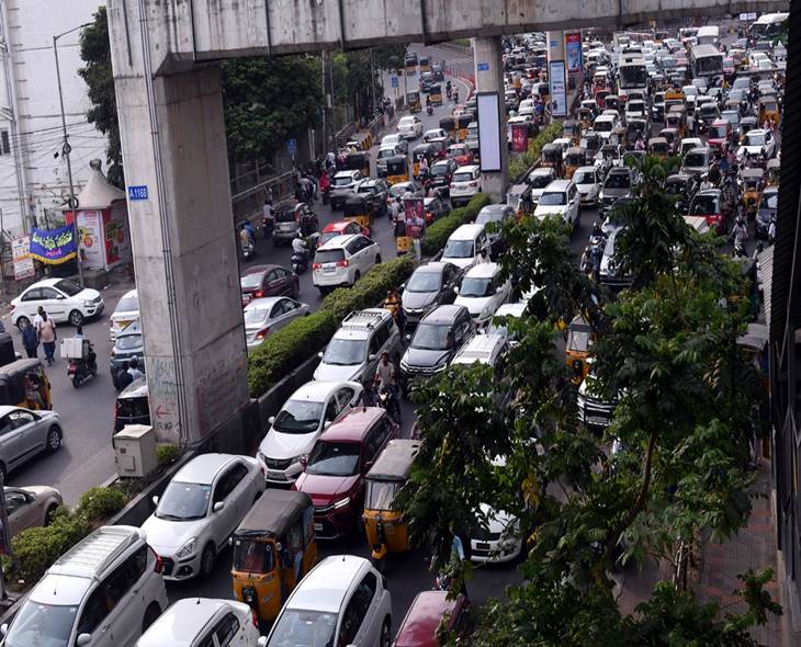 Traffic Restrictions Today Around Tank Bund For Bathukamma