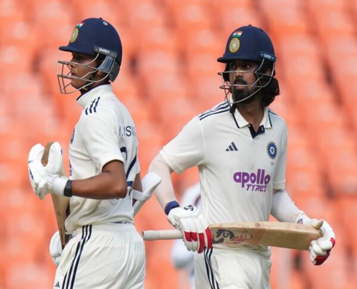 India Leads By 286 Runs After Day Two