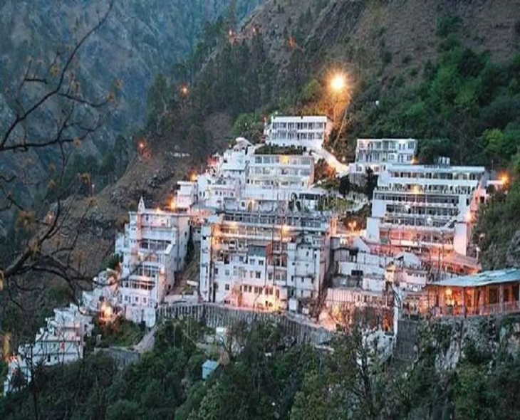 Vaishno Devi Yatra Suspended Amid Severe Weather Warning