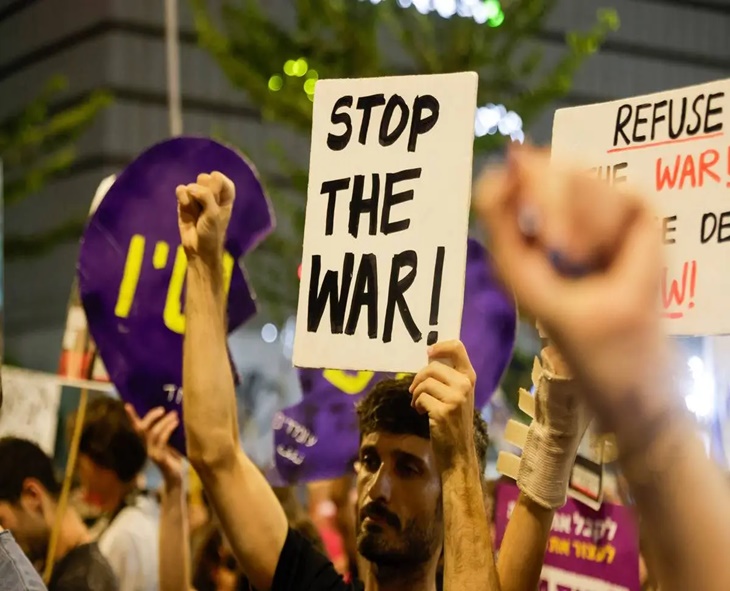 Hamas Urges Swift Prisoner Exchange Amid Ceasefire Talks