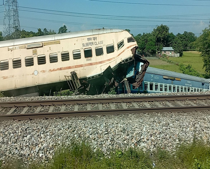 Major Freight Train Derails In Bikaner, 37 Wagons Off Track