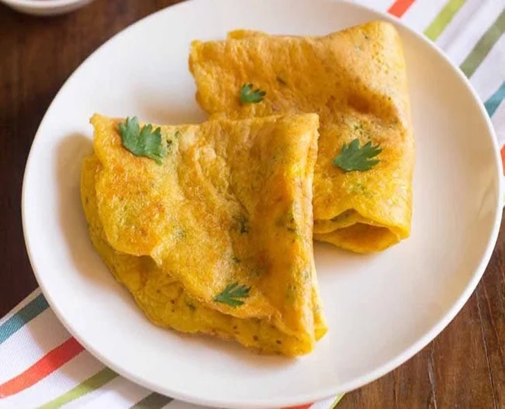 Moong Dal vs Besan Cheela: Which Aids Weight Loss Better?
