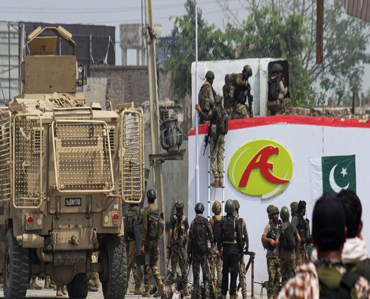 Pakistan Army Rules Out Talks With Terrorists