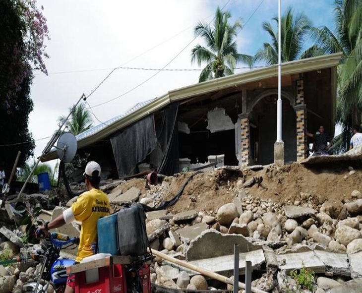 Third Earthquake Hits Southern Philippines After Deadly Twin Quakes