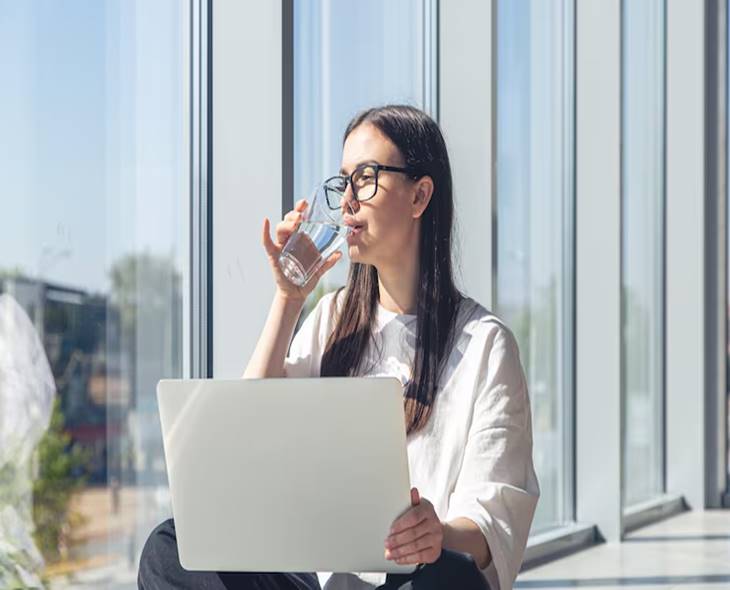 Why Light-Warm Water Should Be Your First Drink