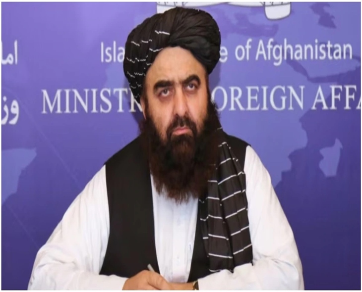 Afghan FM Invites Women Journalists After Criticism