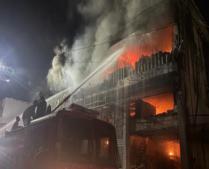 Air Force Assists In Massive Jodhpur Paint Shop Fire