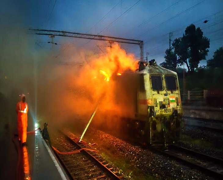 Fire Breaks Out In Amritsar-Saharsa Garib Rath