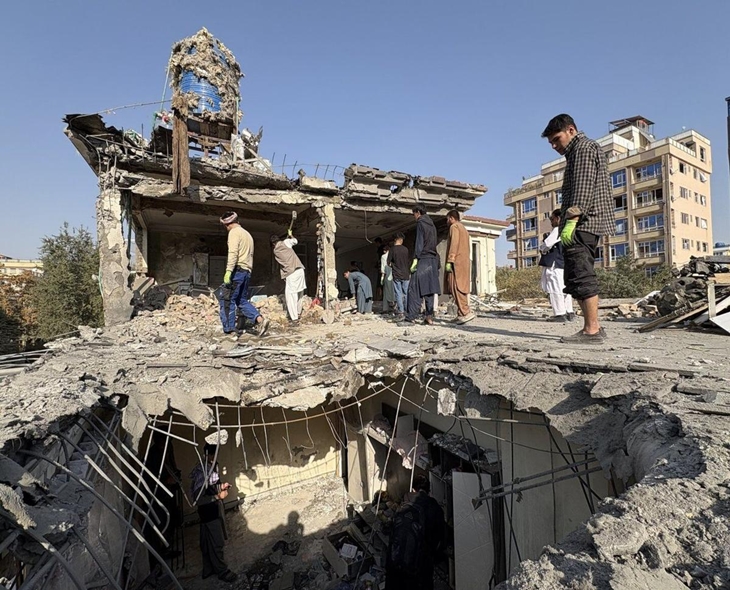 Afghan-Pak Teams Travel To Doha To Address Border Clashes