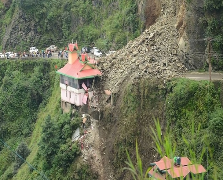 Big Alert! Landslides Disrupt Sabarimala Route