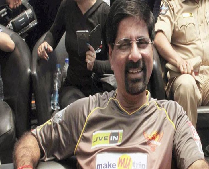 Ex-Skipper KC Srikkanth Visits Ujjain’s Mahakaleshwar Jyotirlinga