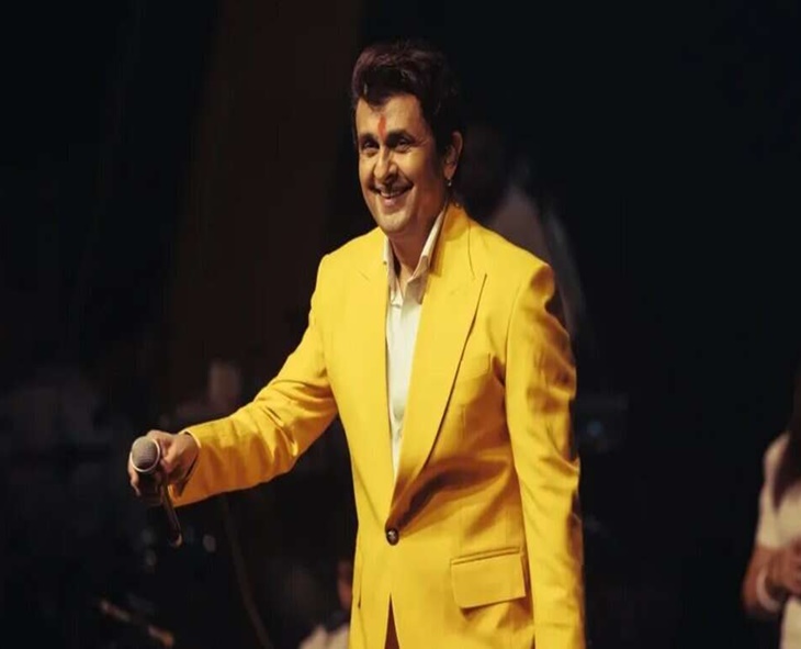 Sonu Nigam Pauses Concert In Srinagar To Respect Azaan, Wins Hearts Online