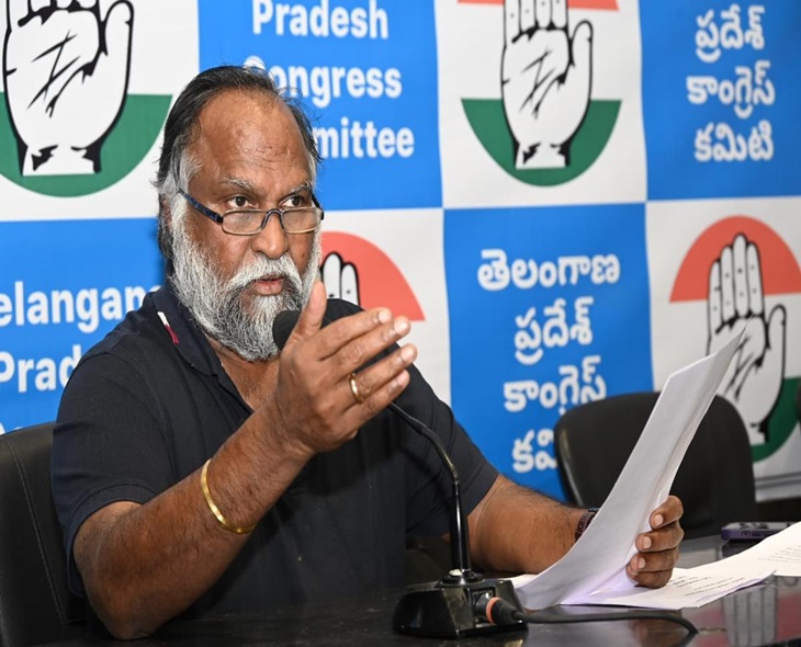 Jagga Reddy Hails Sonia’s Family For National Sacrifices