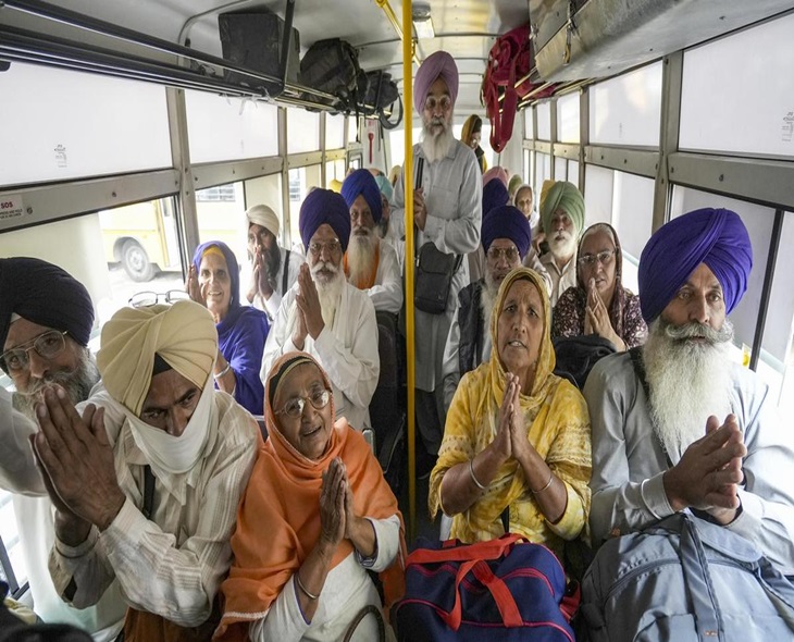 Pakistan Reopens Border To Welcome Sikh Pilgrims