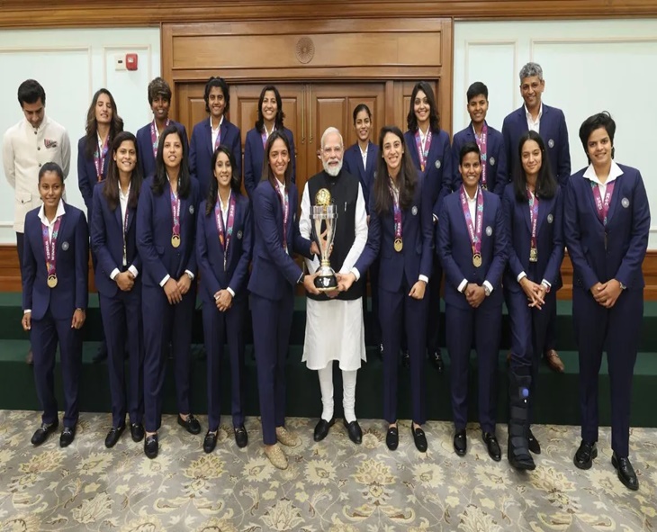PM Modi Felicitates Women’s World Cup Champions At Delhi Residence