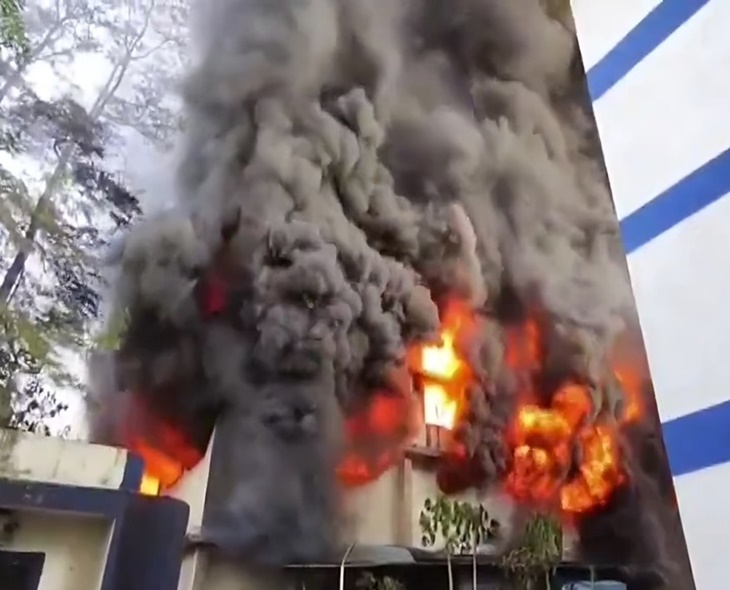 Huge Fire Breaks Out At Dyeing Company In MH’s Bhiwandi
