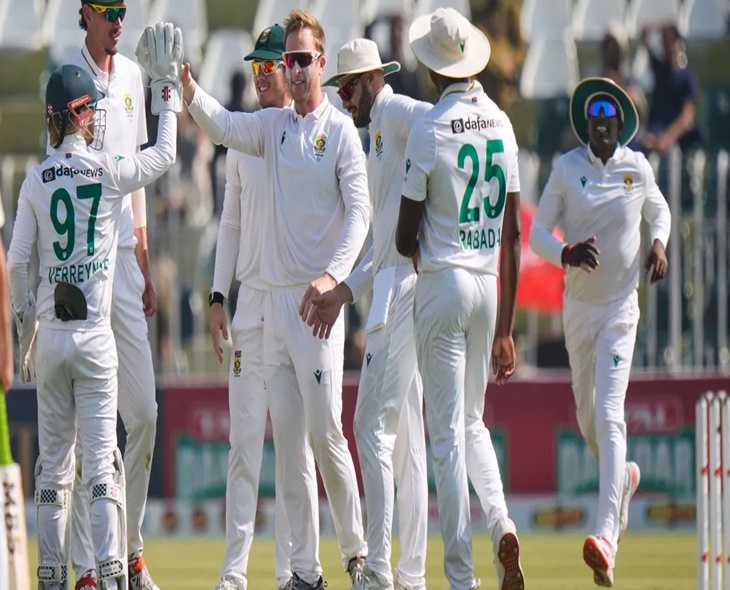 Tea Break: India 102/4 Behind South Africa
