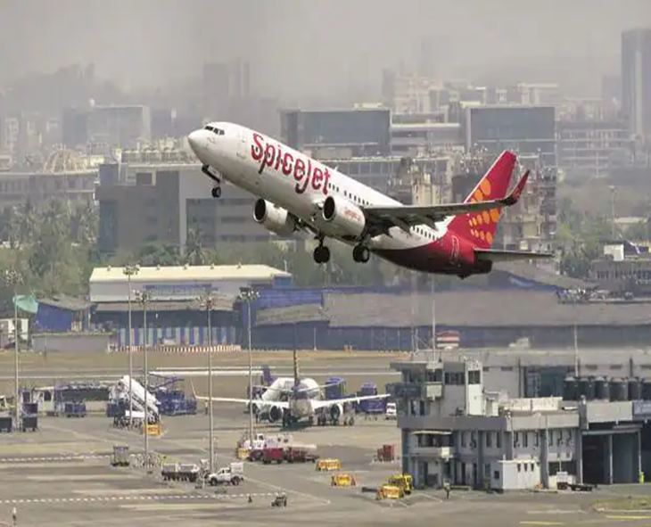 SpiceJet Steps In As IndiGo Disruptions Hit Passengers