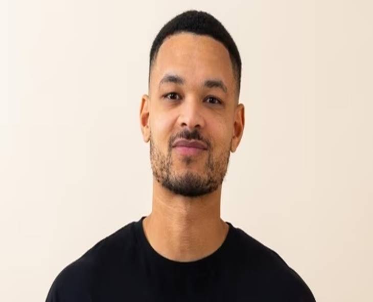 UK Founder Hires Candidate With Two-Line CV