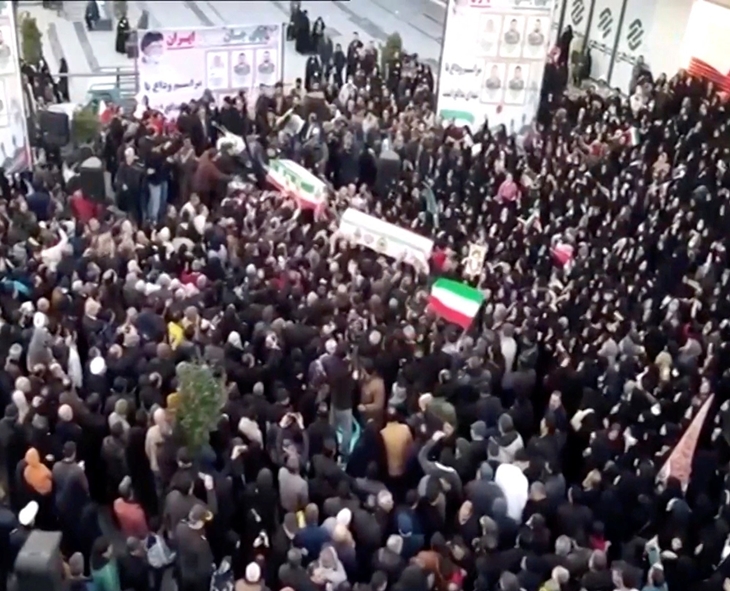 Government Supporters Flood Streets In Iran Amid Rising Unrest
