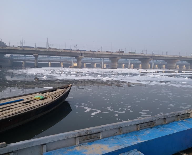 Delhi’s Yamuna Cruise Faces Reality Check Amid Pollution Woes