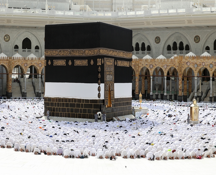 Hi-Tech Hajj 2026: Smartwatches To Ensure Pilgrims’ Safety