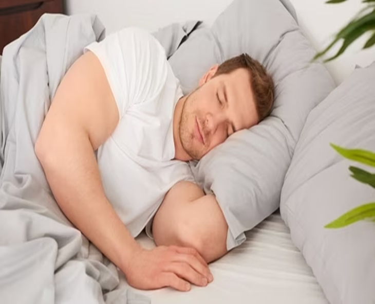 Sleeping With Lights On Harms Your Health