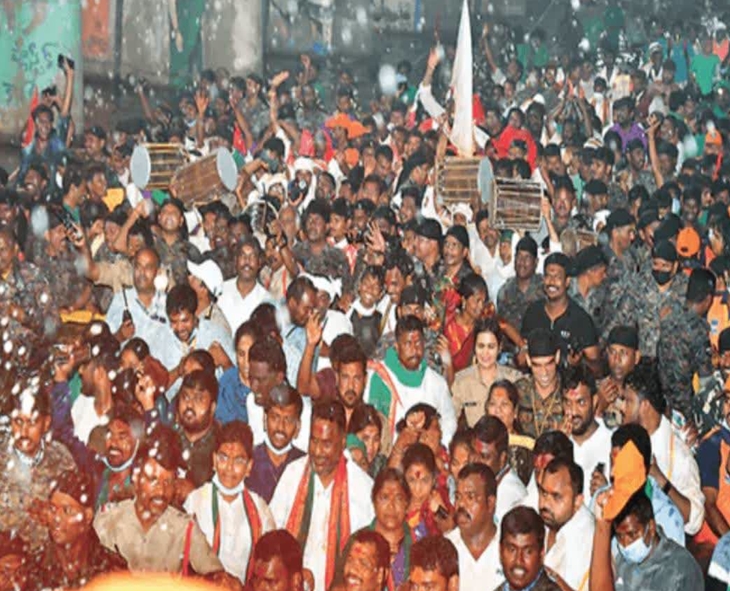 Telangana’s Medaram Jatra Begins With Huge Devotee Turnout
