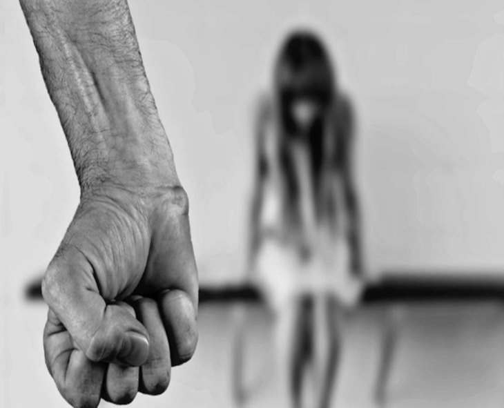 Foreign Travel Molested In Mumbai, Viral Video Sparks Search