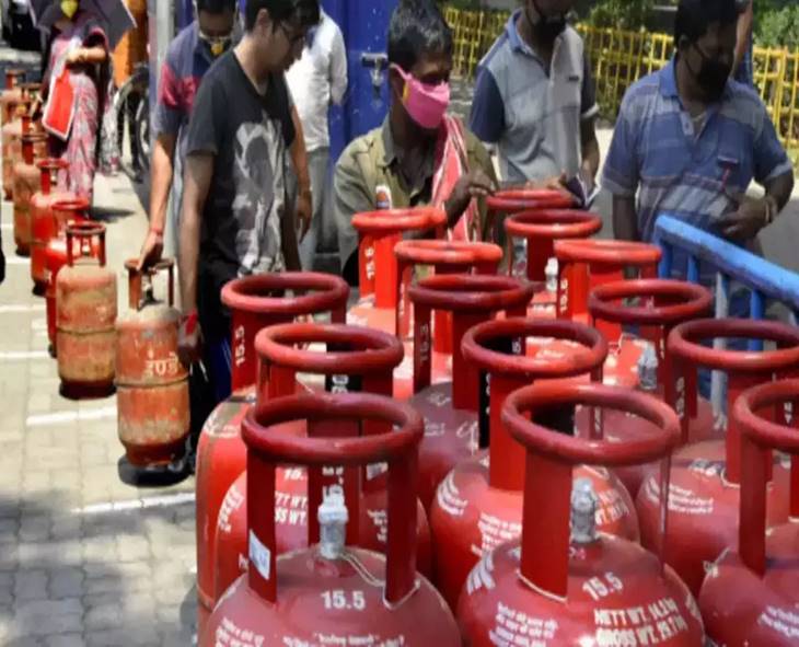 No LPG Price Hike, Stocks Adequate: Govt