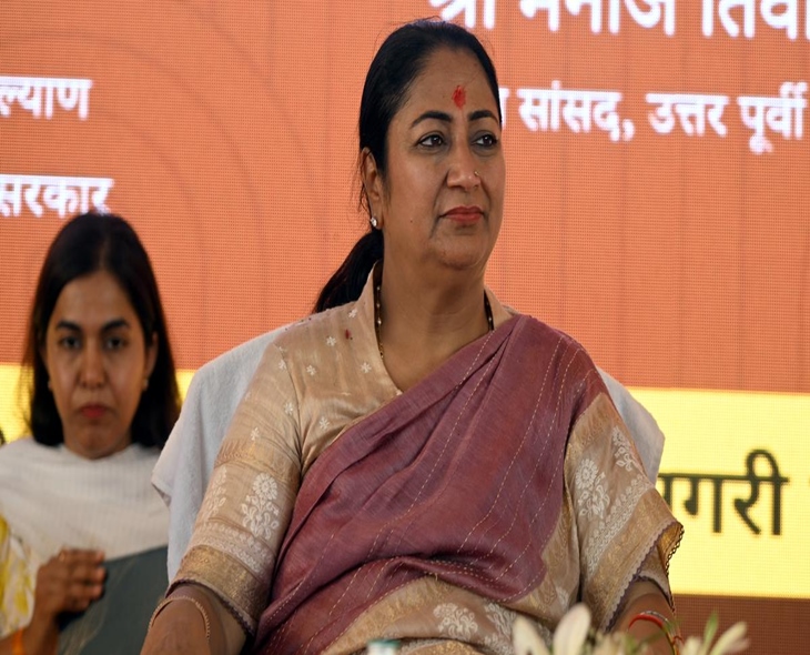 Delhi CM Backs Women’s Quota At DU Campaign