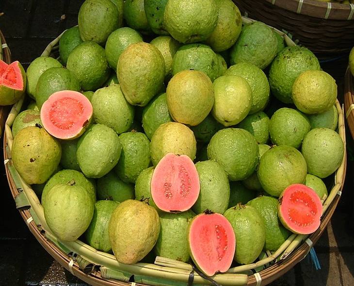 Guava On Empty Stomach: Health Boost Hack