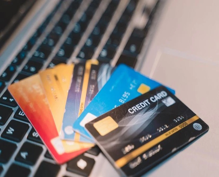 Why Old Credit Cards Can Improve Your Credit History?