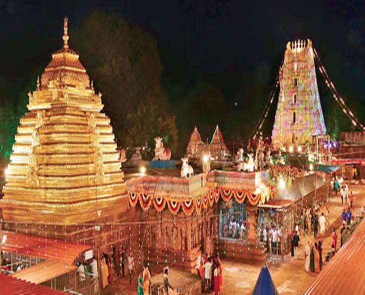 Devotee Rush Creates Accommodation Crisis At Srisailam